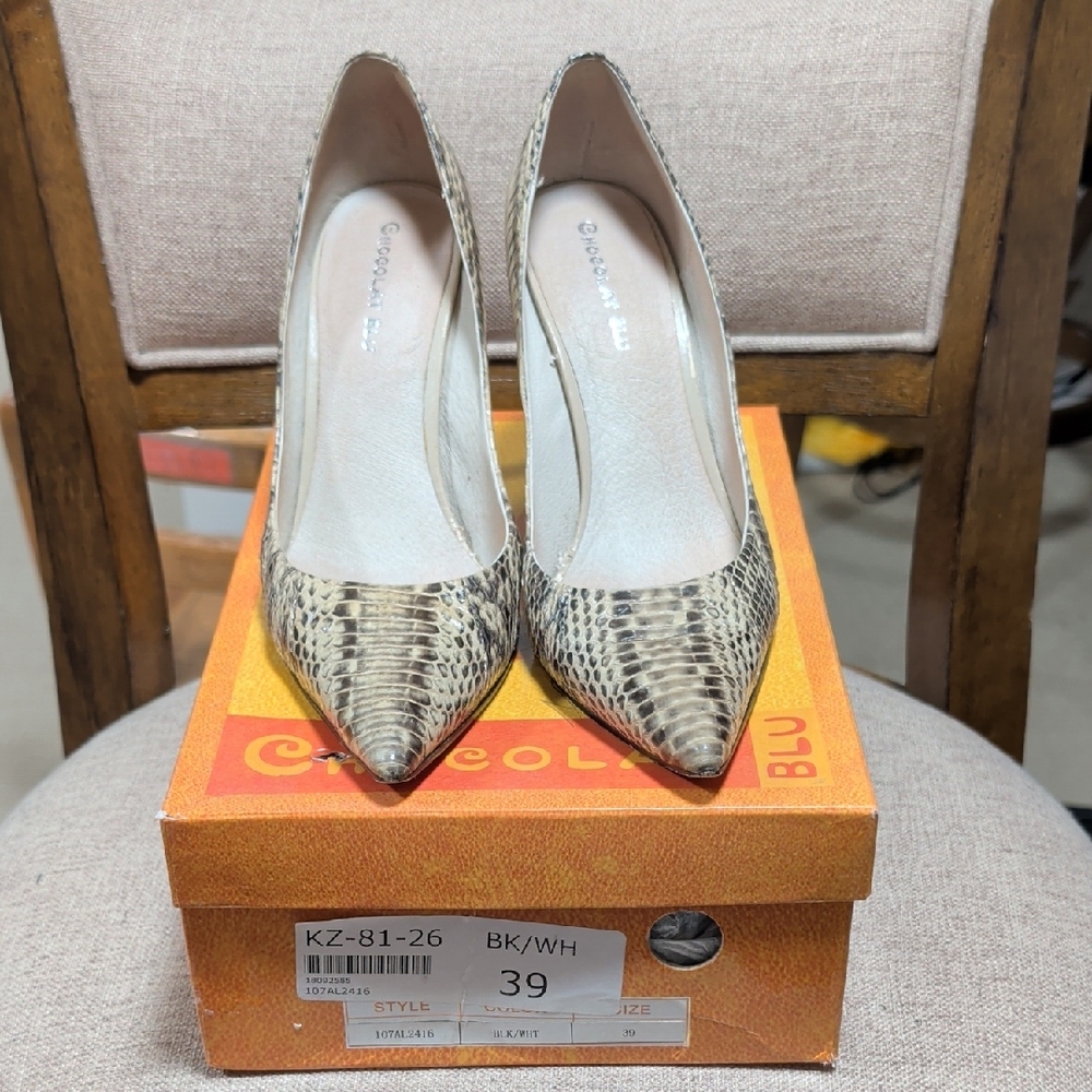 Pollini Beige and Black Snakeskin Heels